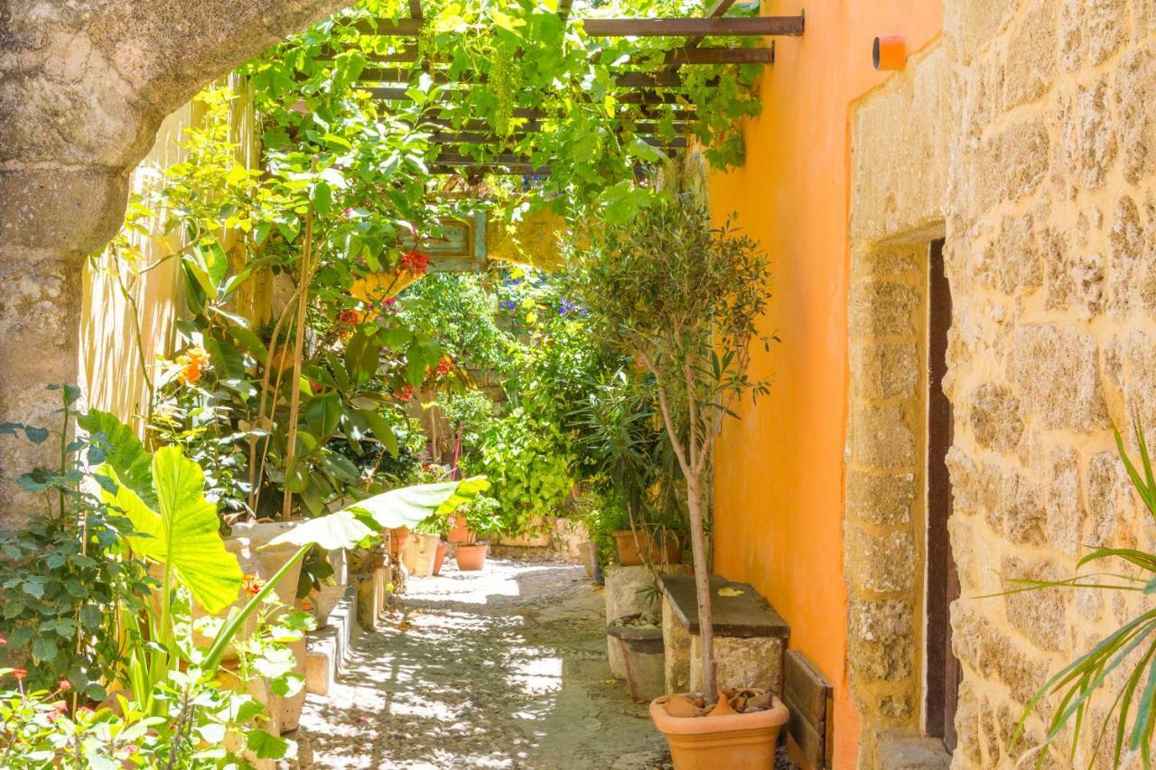 Colours - Old Town - Studios Rhodes City Kültér fotó